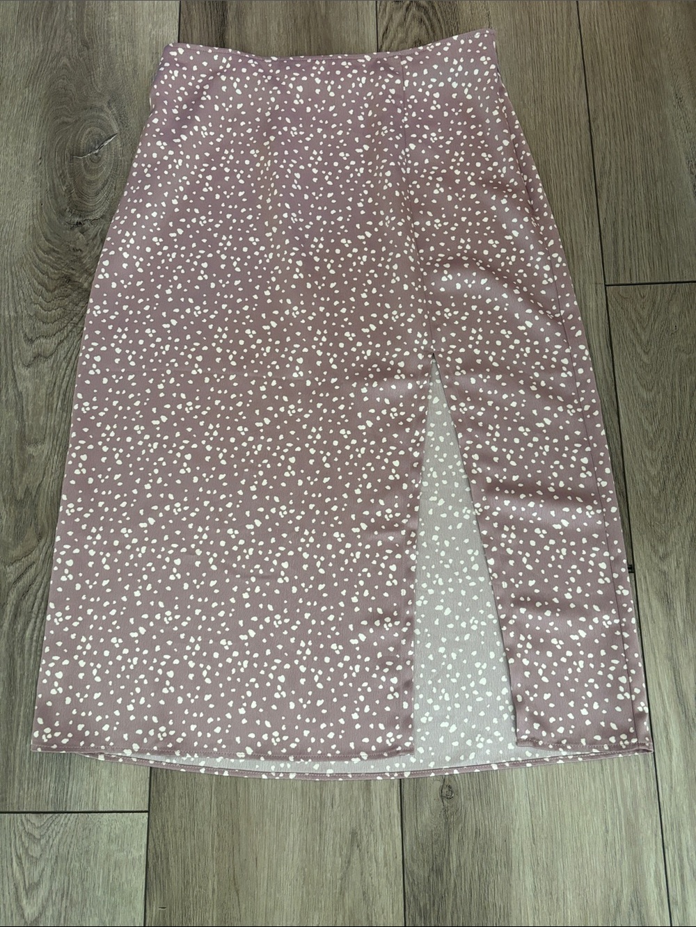 Abercrombie & Fitch Mauve Midi Skirt with White Dot Print